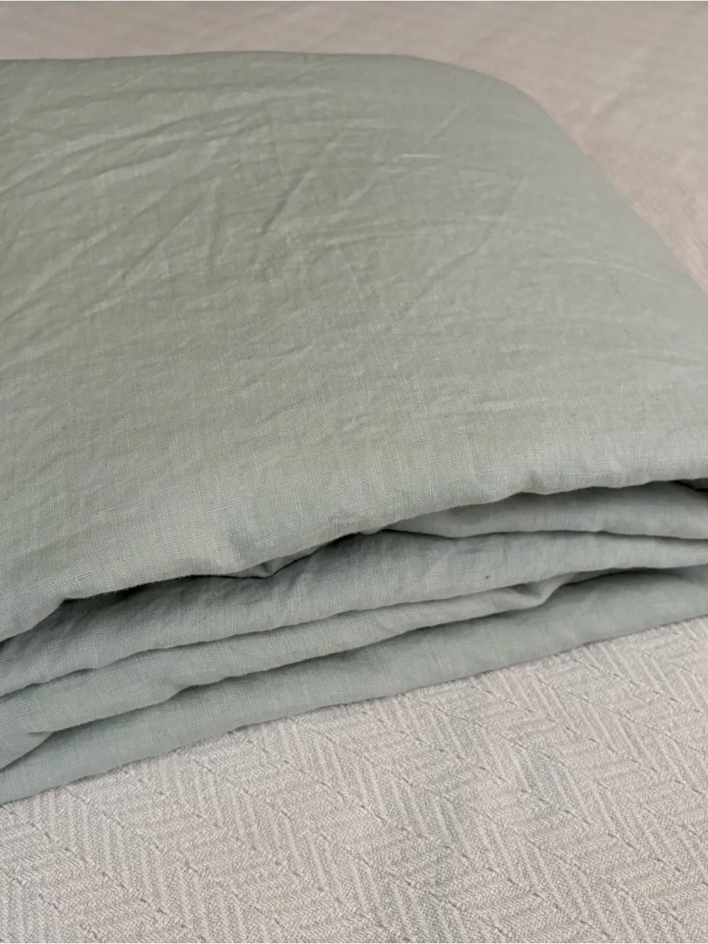 Light Sage 100% Linen Duvet Cover & Shams Set - Tuft & Needle